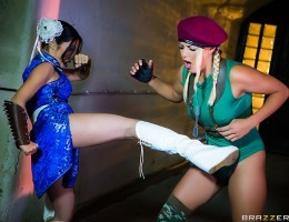 Round 1: Fuck! Cammy (Christen Courtney) has been jonesing for a taste of Chun Lis (Rina Ellis) tight lil pussy ever since Super Street Fighter II. Which of these two legendary characters will cum out on top? Either way,